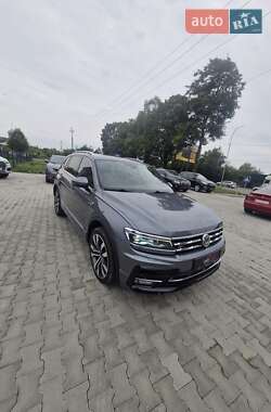 Внедорожник / Кроссовер Volkswagen Tiguan 2019 в Ужгороде
