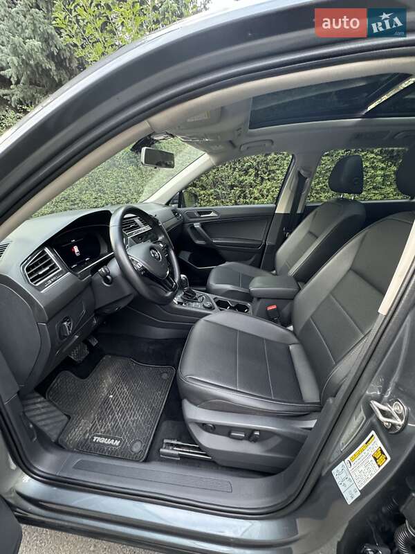 Внедорожник / Кроссовер Volkswagen Tiguan 2018 в Днепре фото 17 Внедорожник / Кроссовер Volkswagen Tiguan 2018 в Днепре