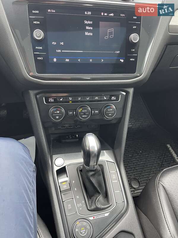 Позашляховик / Кросовер Volkswagen Tiguan 2017 в Львові
