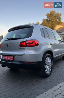 Внедорожник / Кроссовер Volkswagen Tiguan 2012 в Ужгороде