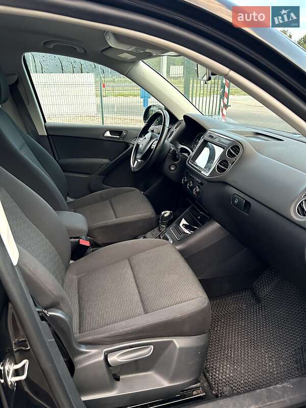 Внедорожник / Кроссовер Volkswagen Tiguan 2013 в Черкассах