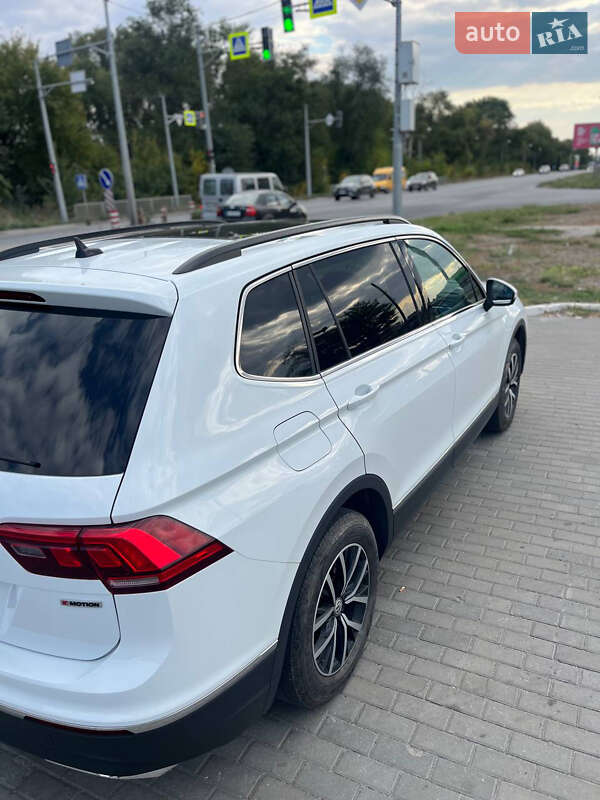 Внедорожник / Кроссовер Volkswagen Tiguan 2020 в Днепре фото 11 Внедорожник / Кроссовер Volkswagen Tiguan 2020 в Днепре