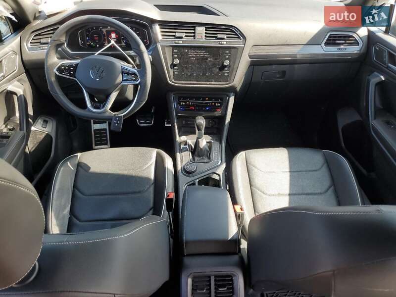 Внедорожник / Кроссовер Volkswagen Tiguan 2022 в Киеве