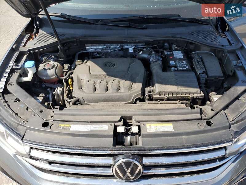 Внедорожник / Кроссовер Volkswagen Tiguan 2022 в Киеве