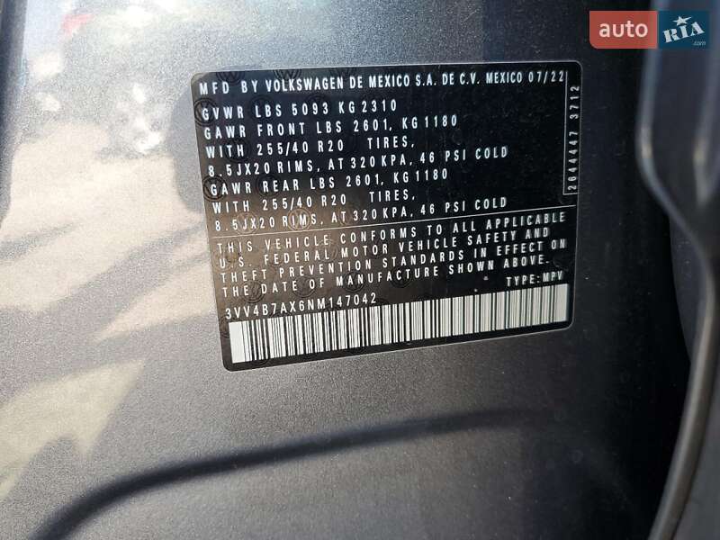 Внедорожник / Кроссовер Volkswagen Tiguan 2022 в Киеве