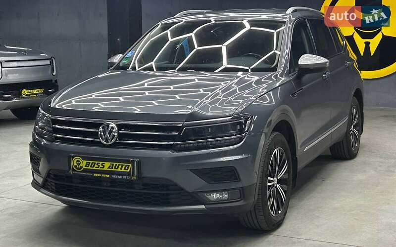 Внедорожник / Кроссовер Volkswagen Tiguan 2018 в Черновцах