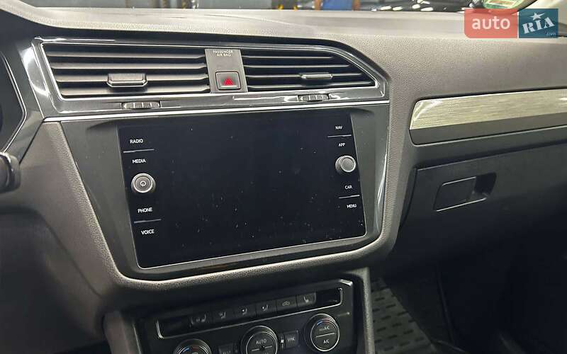 Внедорожник / Кроссовер Volkswagen Tiguan 2018 в Черновцах