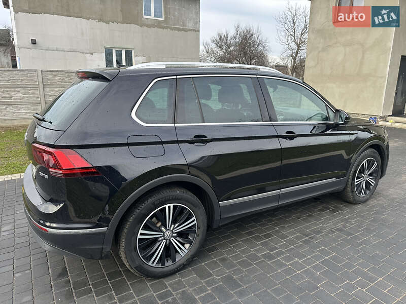 Внедорожник / Кроссовер Volkswagen Tiguan 2016 в Коростене
