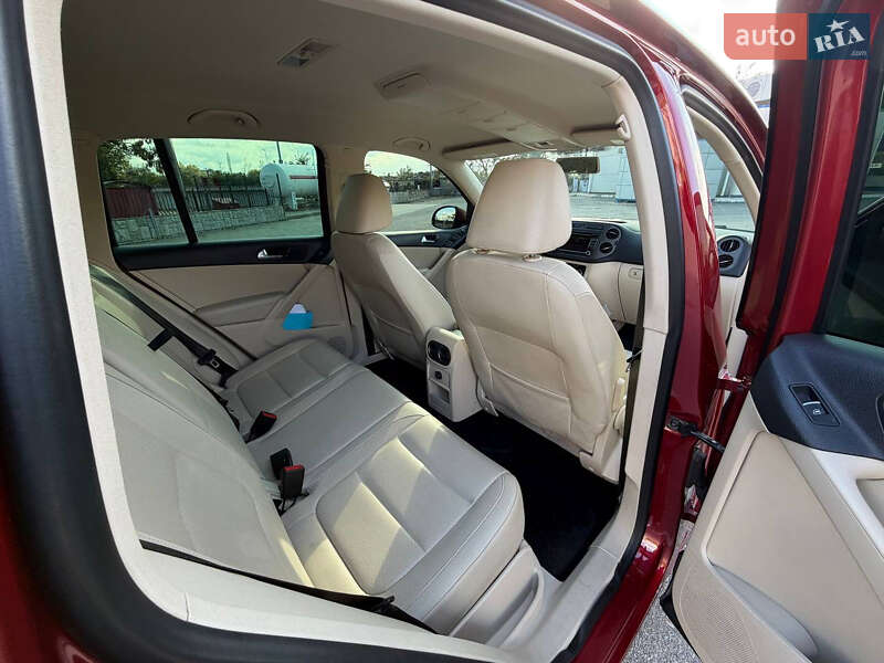 Внедорожник / Кроссовер Volkswagen Tiguan 2012 в Запорожье фото 19 Внедорожник / Кроссовер Volkswagen Tiguan 2012 в Запорожье