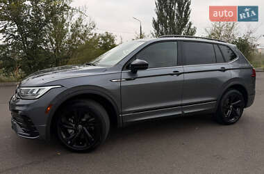 Позашляховик / Кросовер Volkswagen Tiguan 2024 в Кривому Розі
