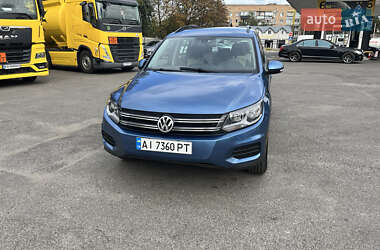 Внедорожник / Кроссовер Volkswagen Tiguan 2016 в 