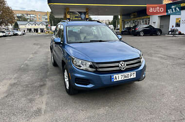 Внедорожник / Кроссовер Volkswagen Tiguan 2016 в 