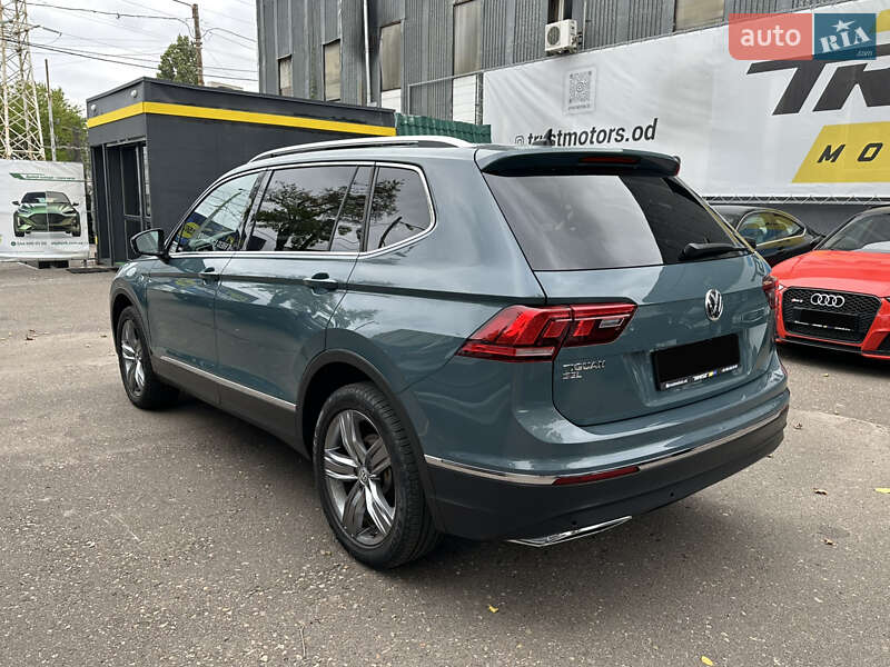 Внедорожник / Кроссовер Volkswagen Tiguan 2019 в Одессе