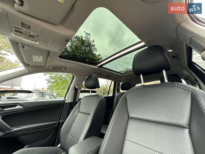 Внедорожник / Кроссовер Volkswagen Tiguan 2019 в Одессе