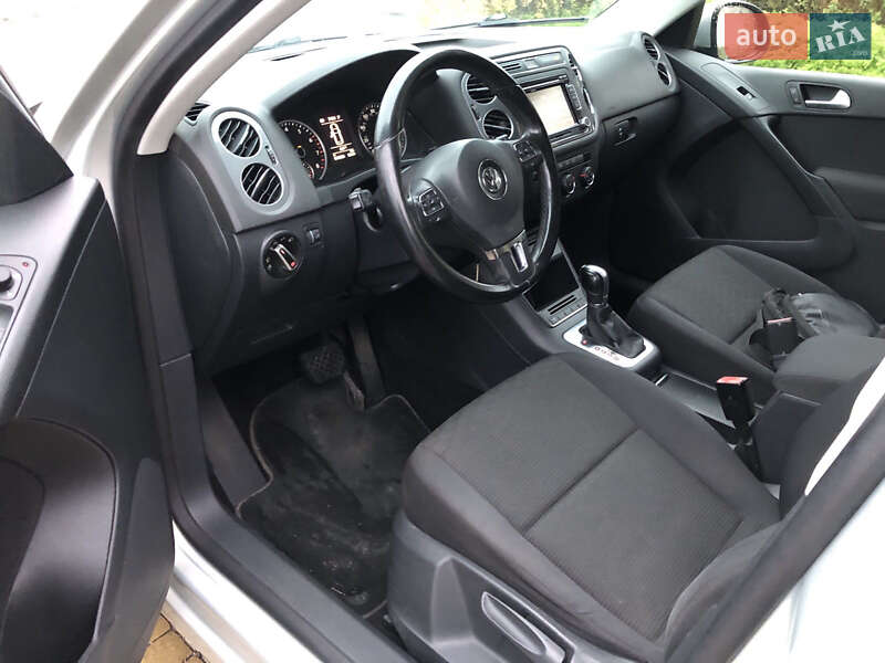 Внедорожник / Кроссовер Volkswagen Tiguan 2015 в Львове