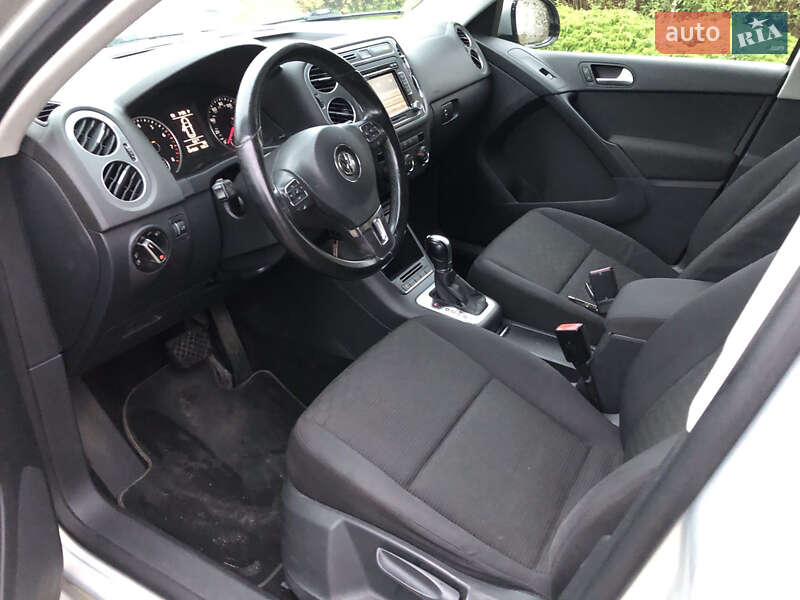 Внедорожник / Кроссовер Volkswagen Tiguan 2015 в Львове