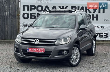 Внедорожник / Кроссовер Volkswagen Tiguan 2014 в Сарнах