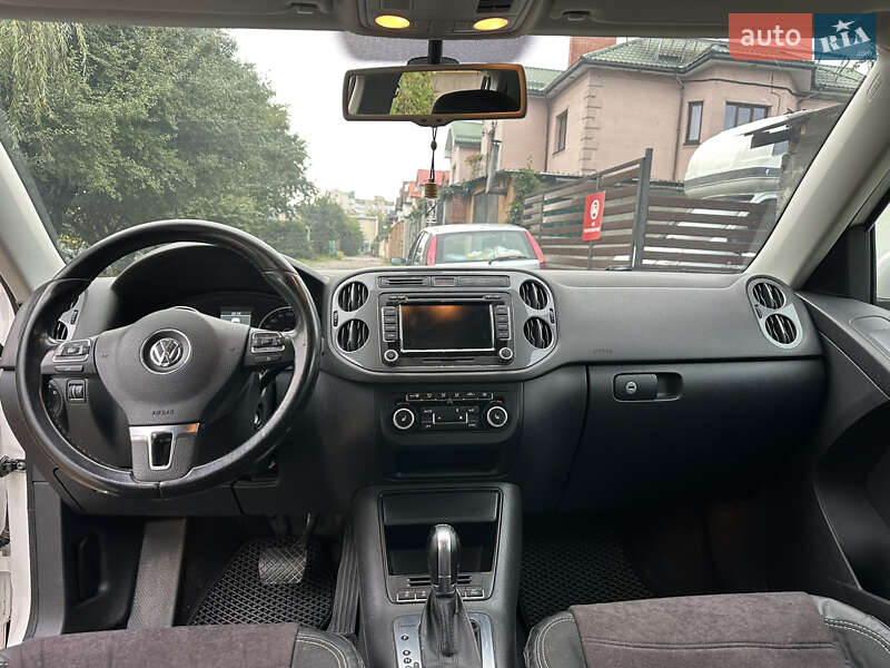 Внедорожник / Кроссовер Volkswagen Tiguan 2013 в Ивано-Франковске