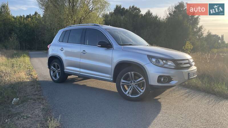 Позашляховик / Кросовер Volkswagen Tiguan 2017 в Києві