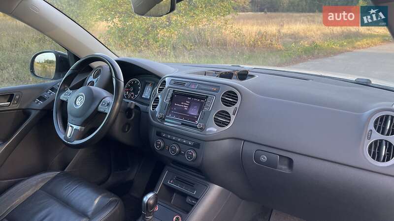 Позашляховик / Кросовер Volkswagen Tiguan 2017 в Києві