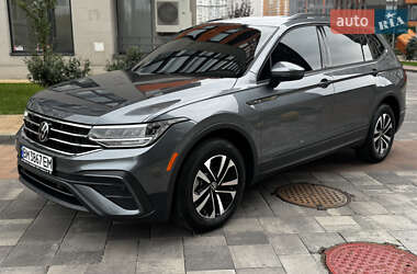 Внедорожник / Кроссовер Volkswagen Tiguan 2023 в Киеве