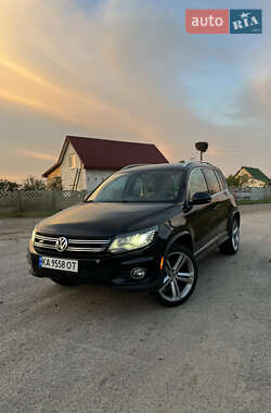 Внедорожник / Кроссовер Volkswagen Tiguan 2015 в Киеве