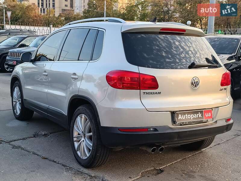 Внедорожник / Кроссовер Volkswagen Tiguan 2012 в Харькове
