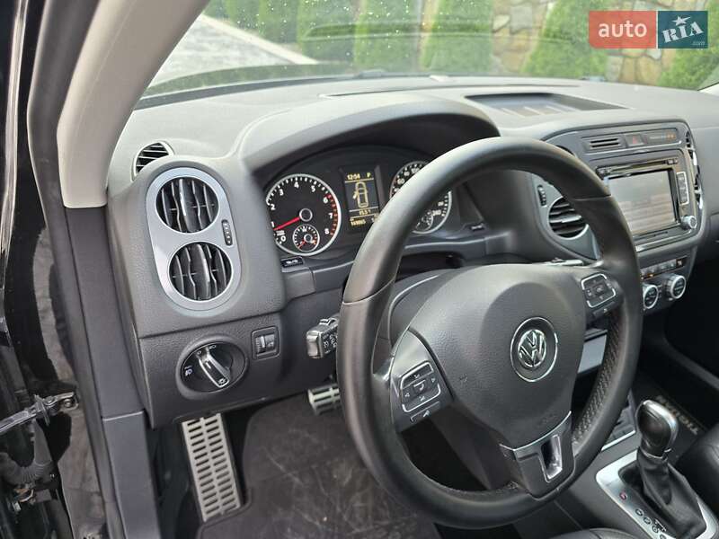 Внедорожник / Кроссовер Volkswagen Tiguan 2014 в Ивано-Франковске