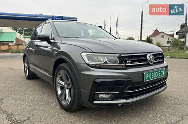 Позашляховик / Кросовер Volkswagen Tiguan 2020 в Чернівцях