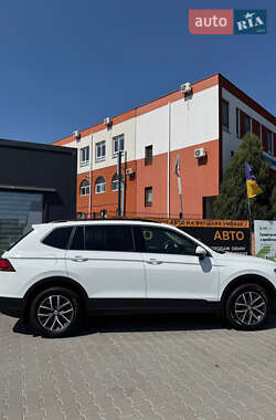 Внедорожник / Кроссовер Volkswagen Tiguan 2018 в Виннице