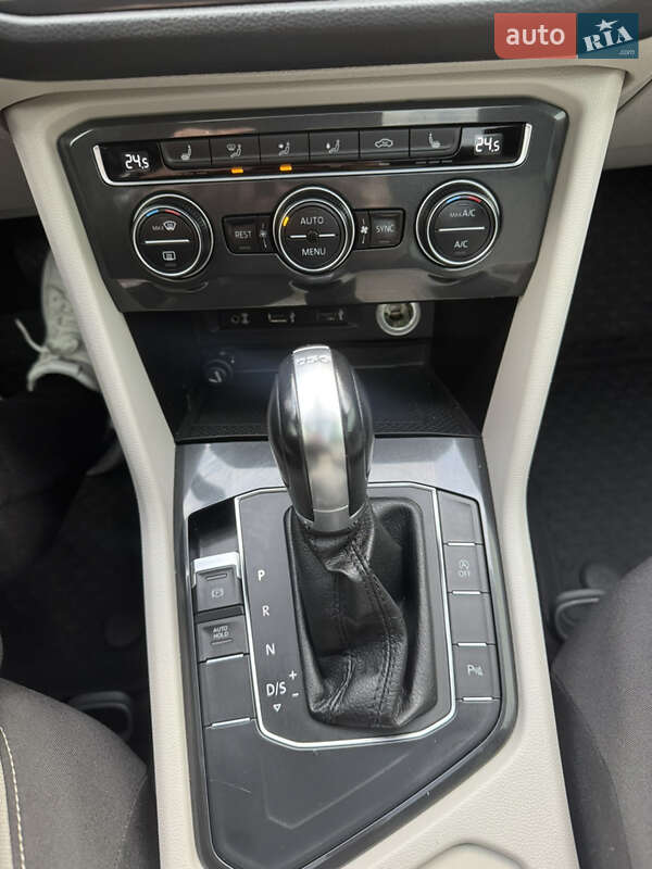 Позашляховик / Кросовер Volkswagen Tiguan 2017 в Рівному фото 35 Позашляховик / Кросовер Volkswagen Tiguan 2017 в Рівному
