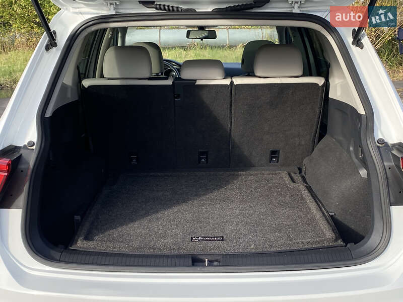 Позашляховик / Кросовер Volkswagen Tiguan 2020 в Києві фото 19 Позашляховик / Кросовер Volkswagen Tiguan 2020 в Києві