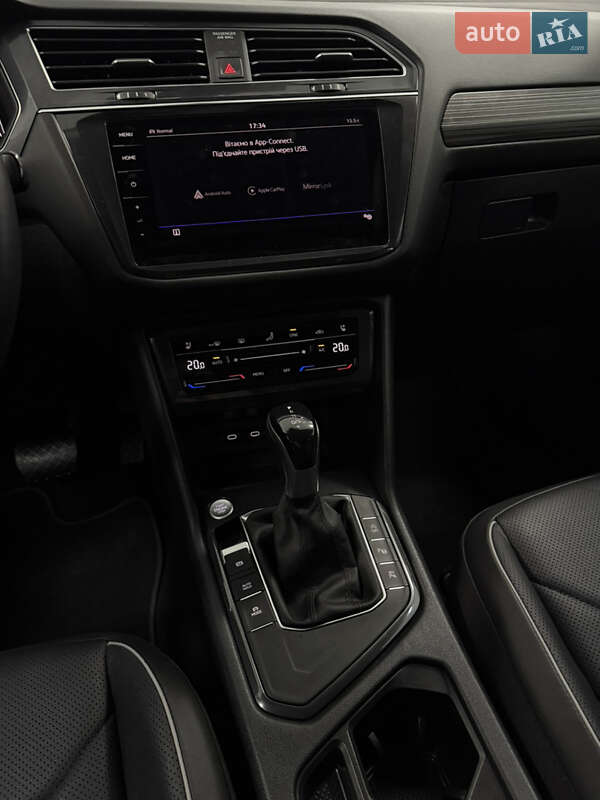 Внедорожник / Кроссовер Volkswagen Tiguan 2022 в Одессе