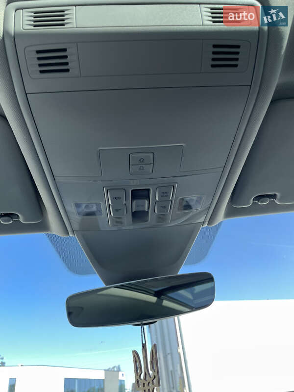 Внедорожник / Кроссовер Volkswagen Tiguan 2016 в Луцке