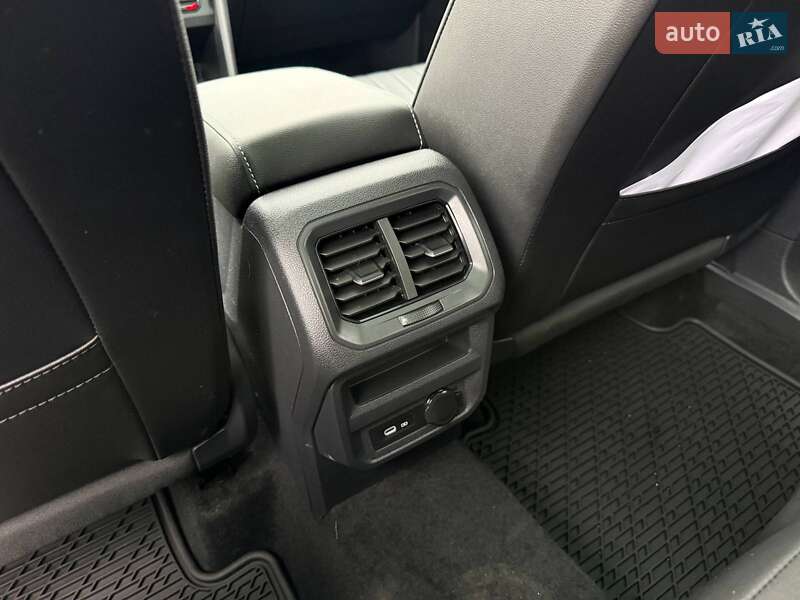 Внедорожник / Кроссовер Volkswagen Tiguan 2024 в Кривом Роге