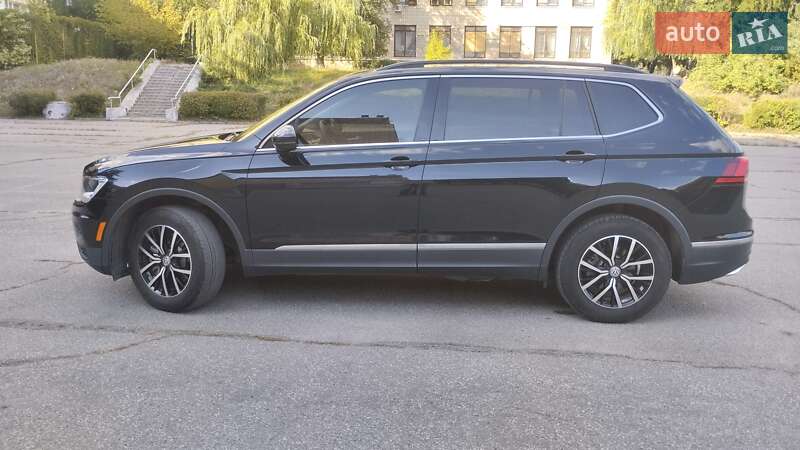 Внедорожник / Кроссовер Volkswagen Tiguan 2020 в Харькове