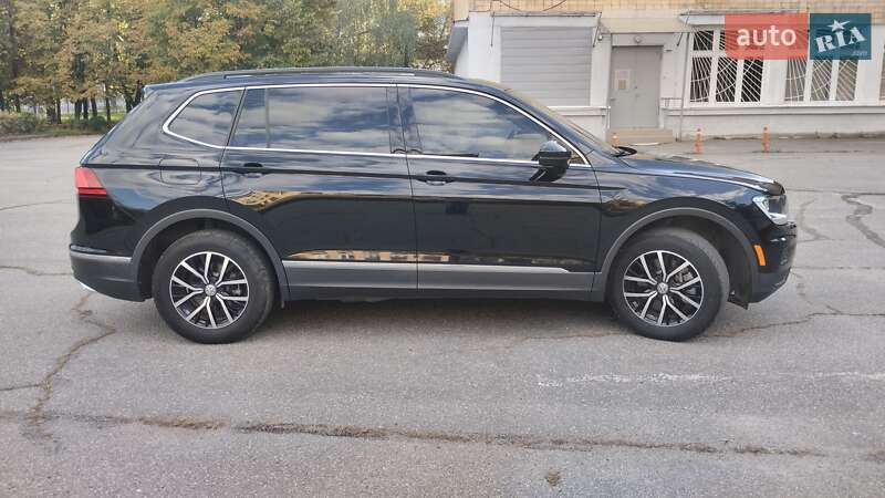Внедорожник / Кроссовер Volkswagen Tiguan 2020 в Харькове