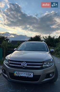 Позашляховик / Кросовер Volkswagen Tiguan 2011 в Калинівці