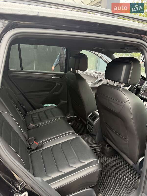 Внедорожник / Кроссовер Volkswagen Tiguan 2023 в Хмельницком