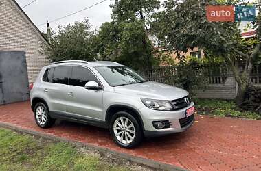 Внедорожник / Кроссовер Volkswagen Tiguan 2014 в Виннице