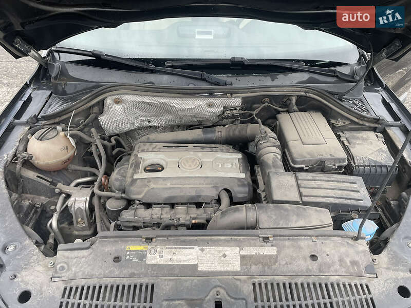 Внедорожник / Кроссовер Volkswagen Tiguan 2013 в Киеве