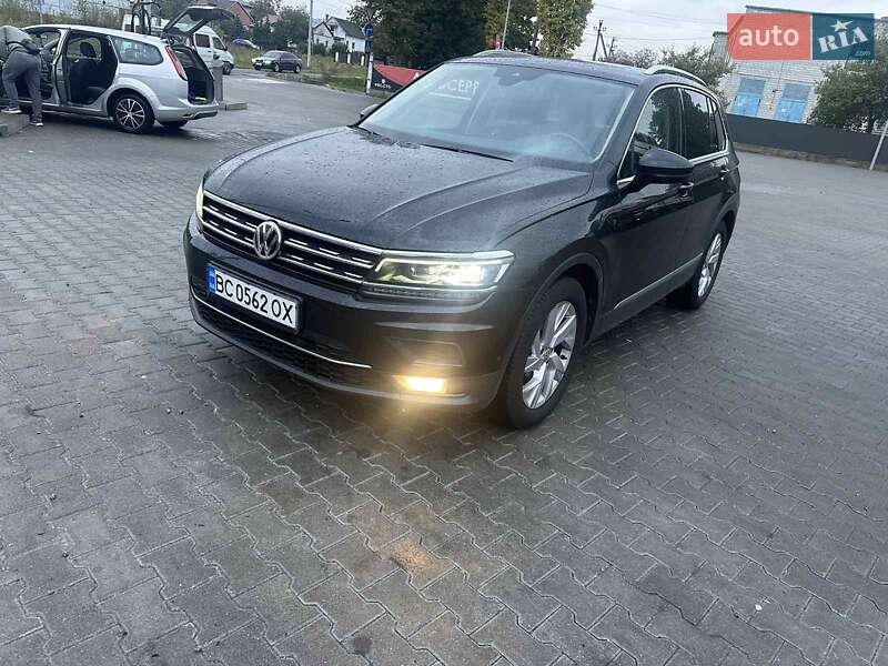 Позашляховик / Кросовер Volkswagen Tiguan 2019 в Львові