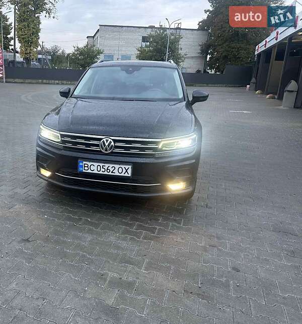 Позашляховик / Кросовер Volkswagen Tiguan 2019 в Львові