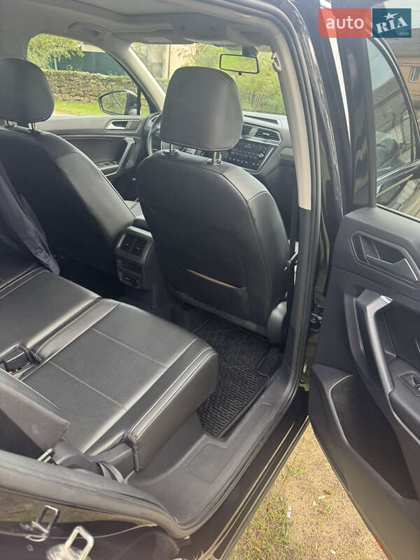 Внедорожник / Кроссовер Volkswagen Tiguan 2020 в Одессе