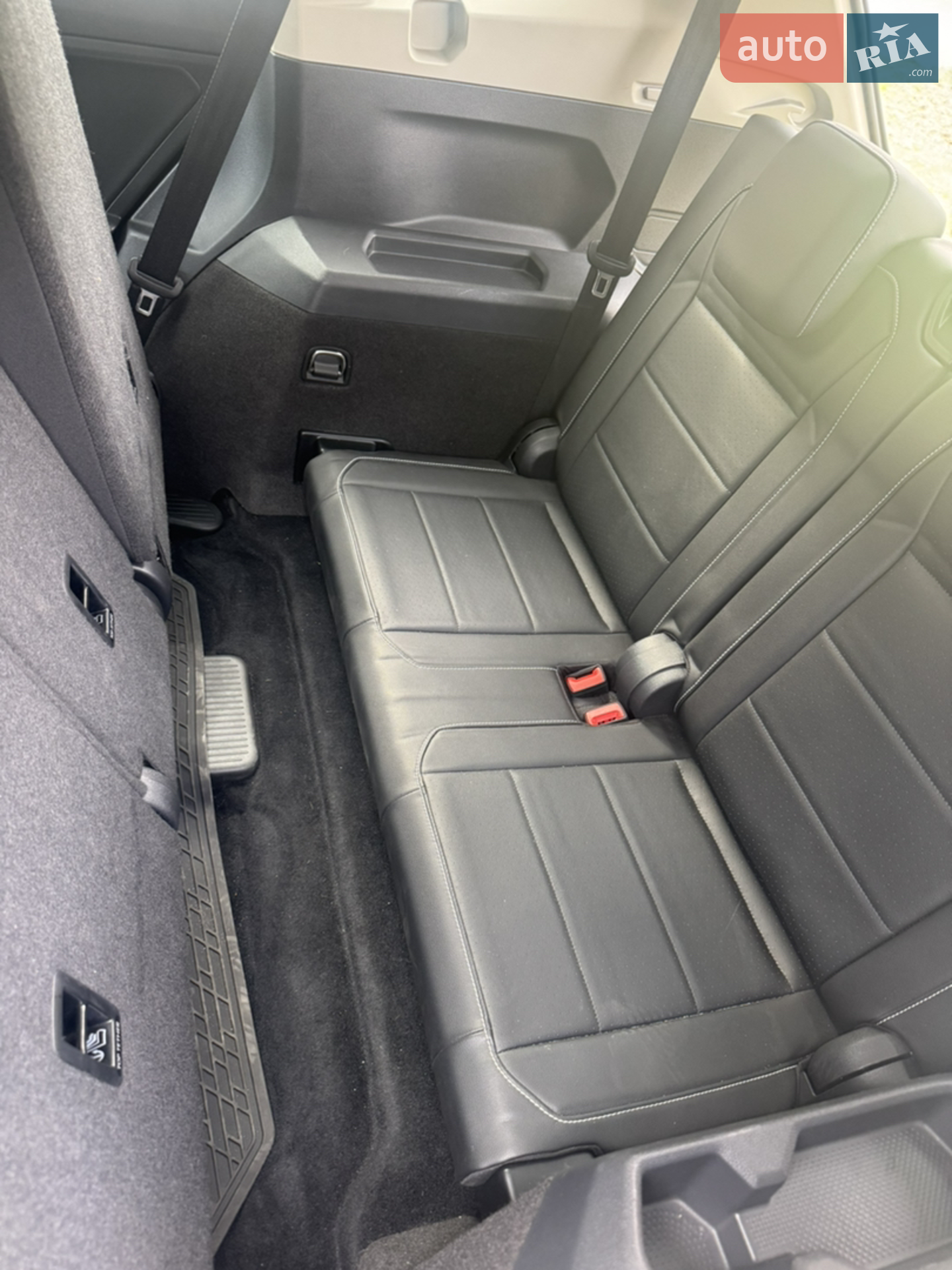 2020 Volkswagen Tiguan - мініатюра 11