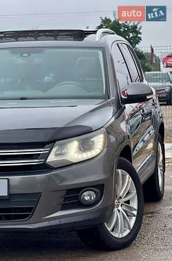 Внедорожник / Кроссовер Volkswagen Tiguan 2016 в Киеве