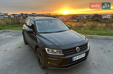 Позашляховик / Кросовер Volkswagen Tiguan 2017 в Рівному
