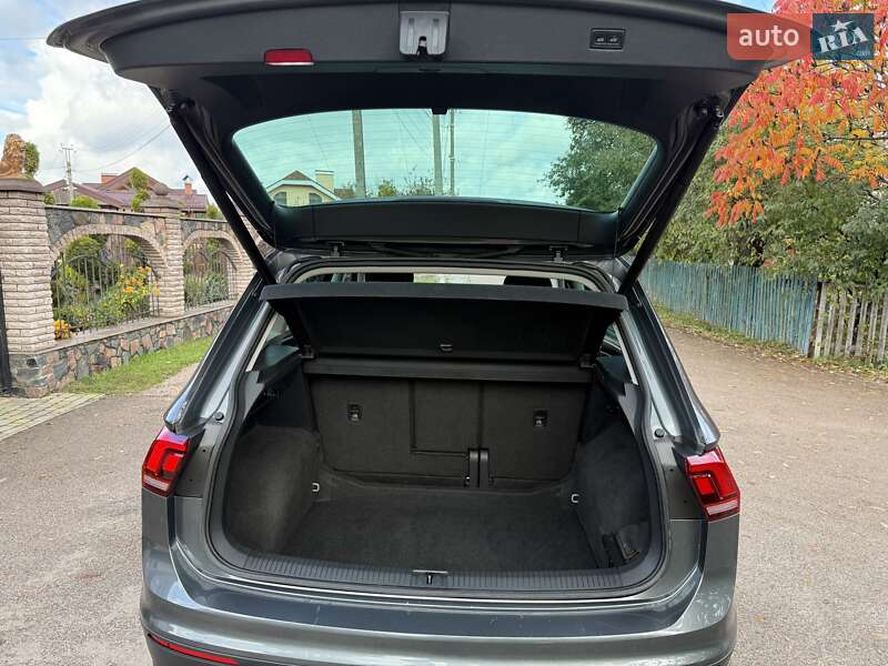 Внедорожник / Кроссовер Volkswagen Tiguan 2019 в Житомире