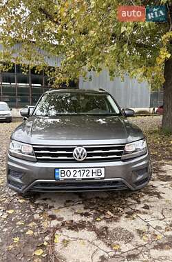 Внедорожник / Кроссовер Volkswagen Tiguan 2017 в Тернополе