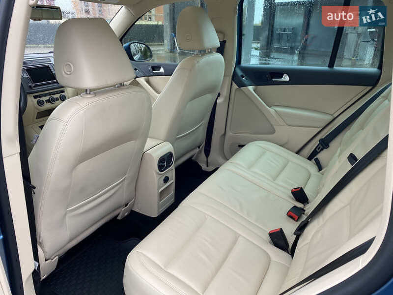 Позашляховик / Кросовер Volkswagen Tiguan 2017 в Львові
